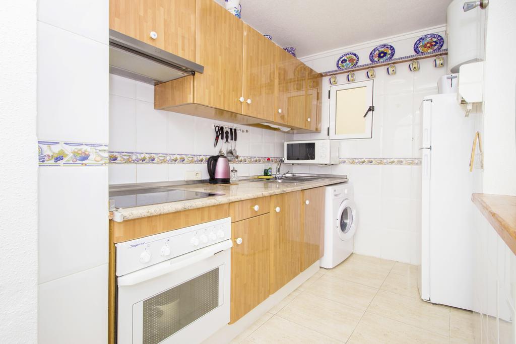 Apartamento Felix De La Fuente Torrevieja Exterior foto